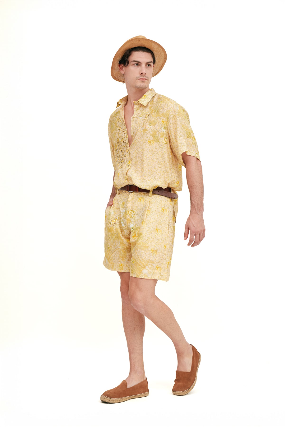 BEACH SHORTS