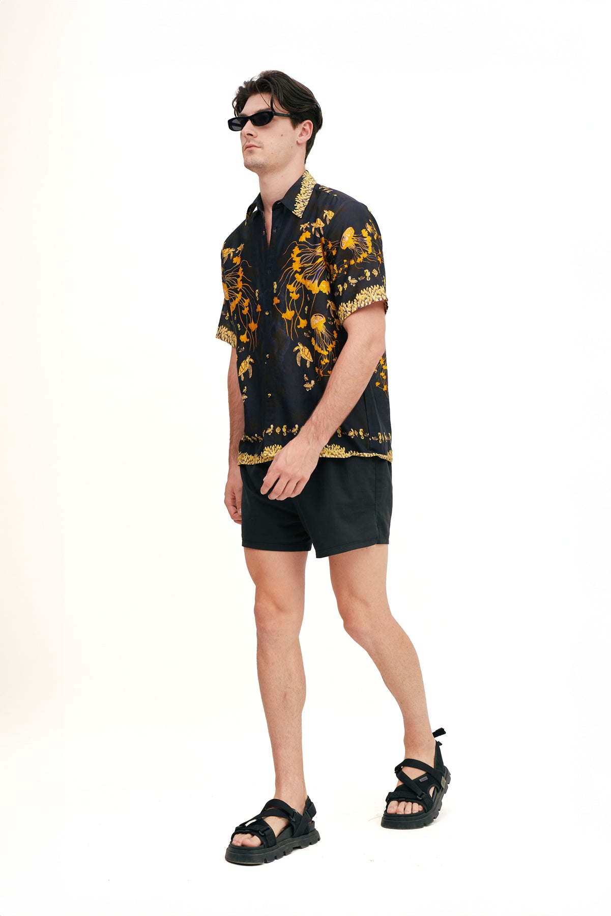 HALF-SLEEVES SHIRT