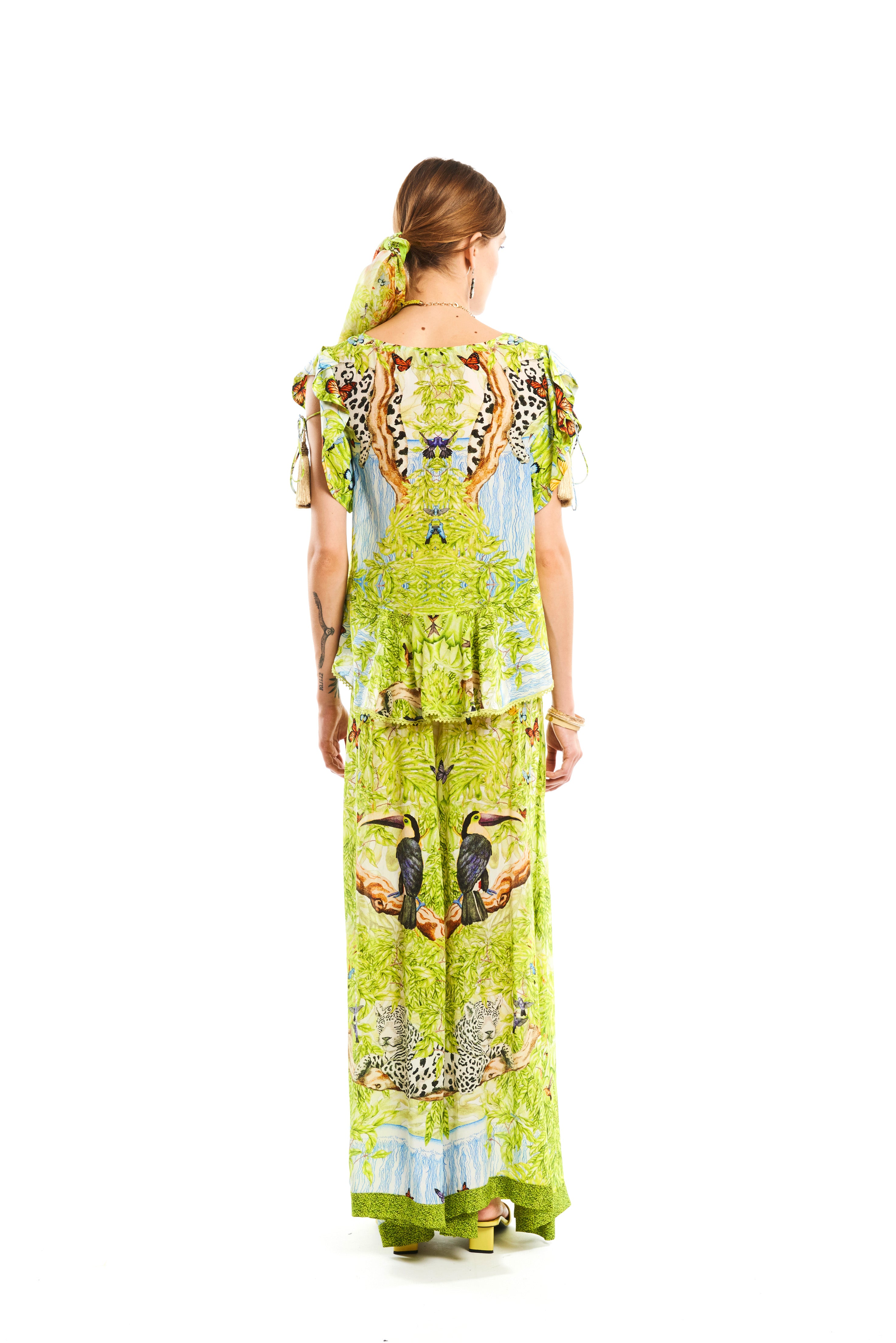 Tassels bell arms top in Jungle Day print, natural crepe