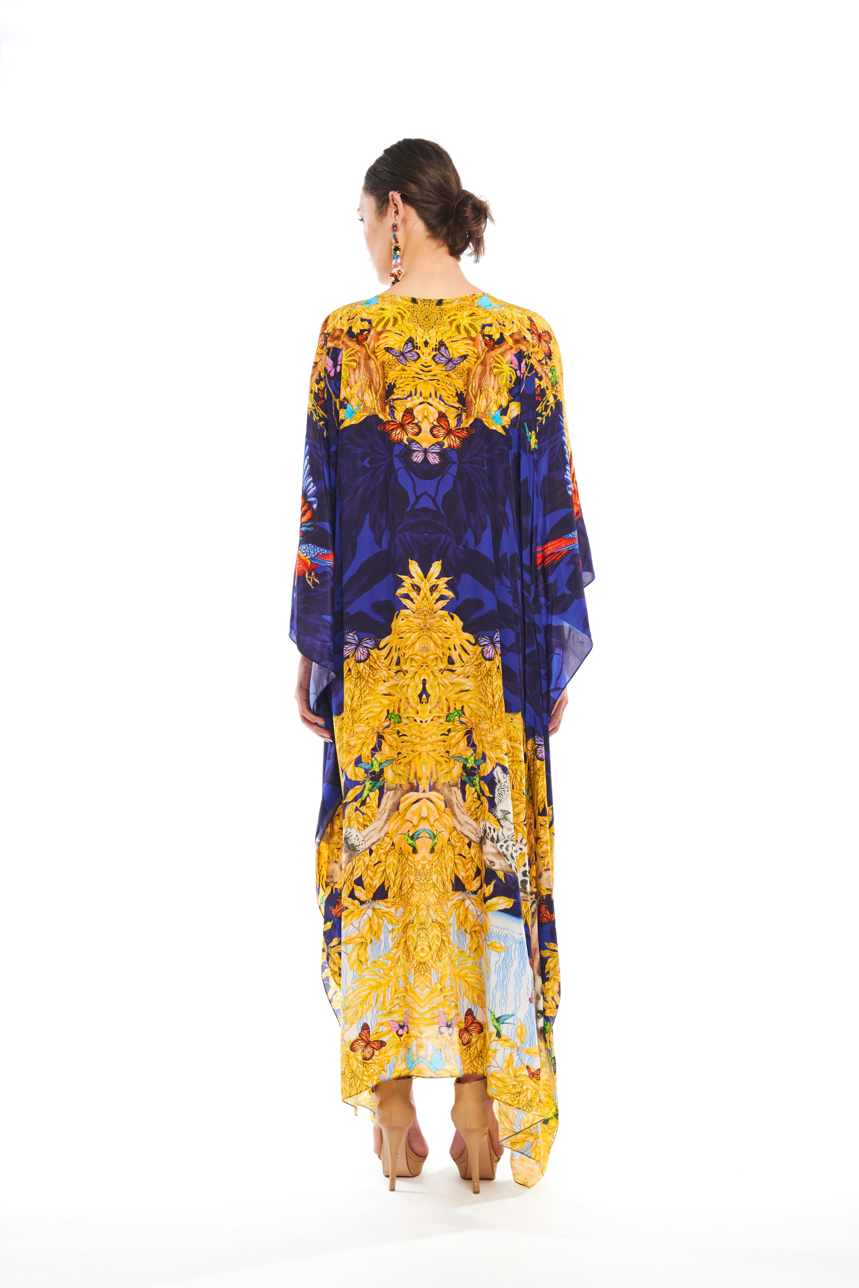 Fullness kaftan with neck details in Jungle Night print, natural crepe