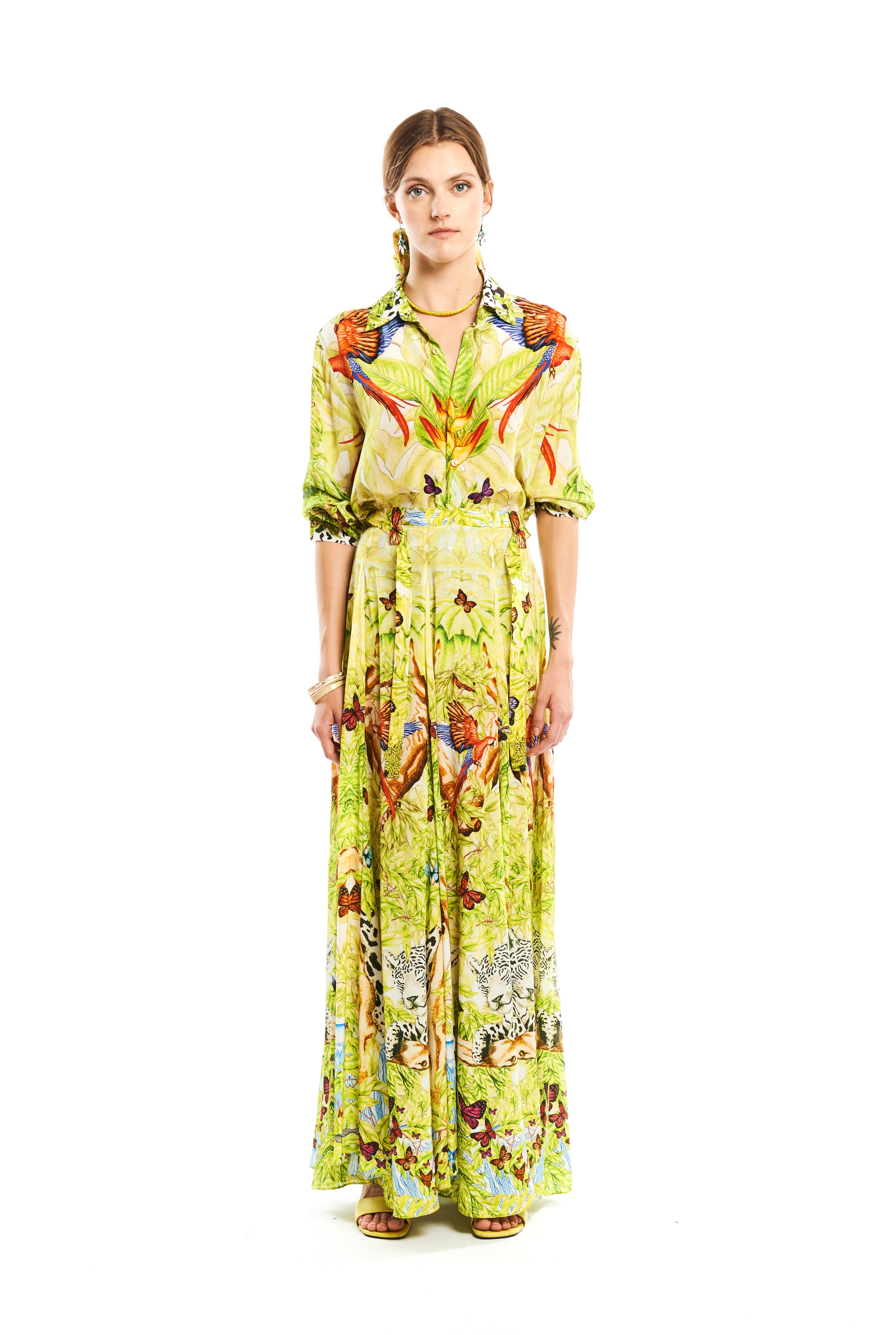 Full sleeve shirt in Jungle Day print, natural crepe