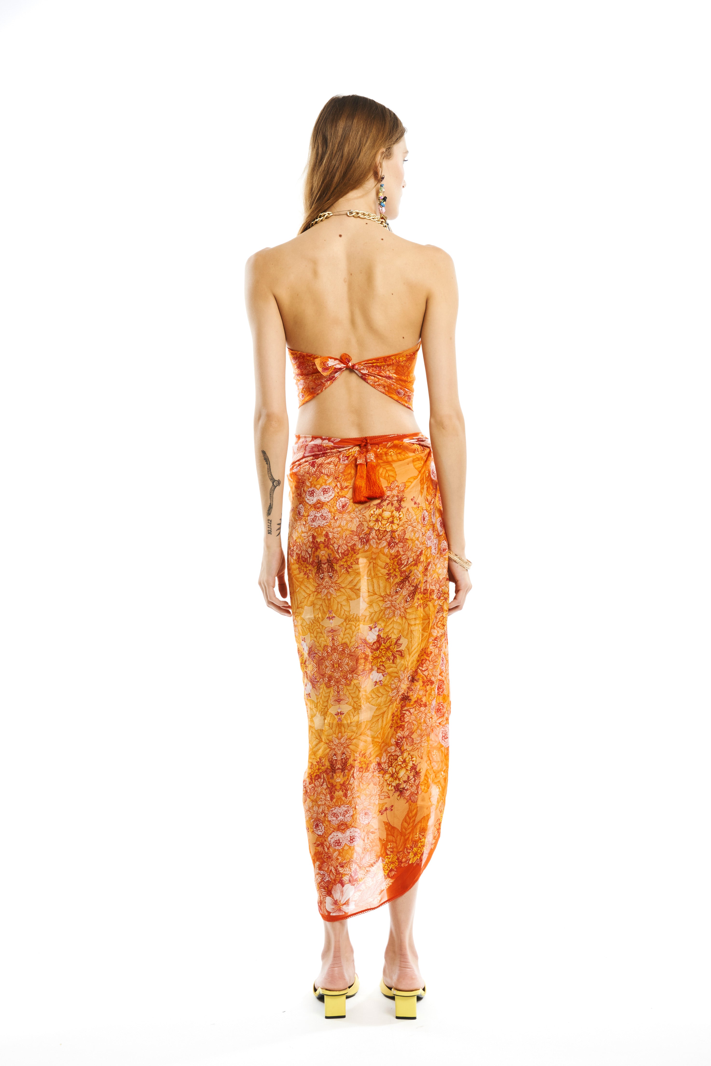 Small Garden Orange scarf in Taby silk