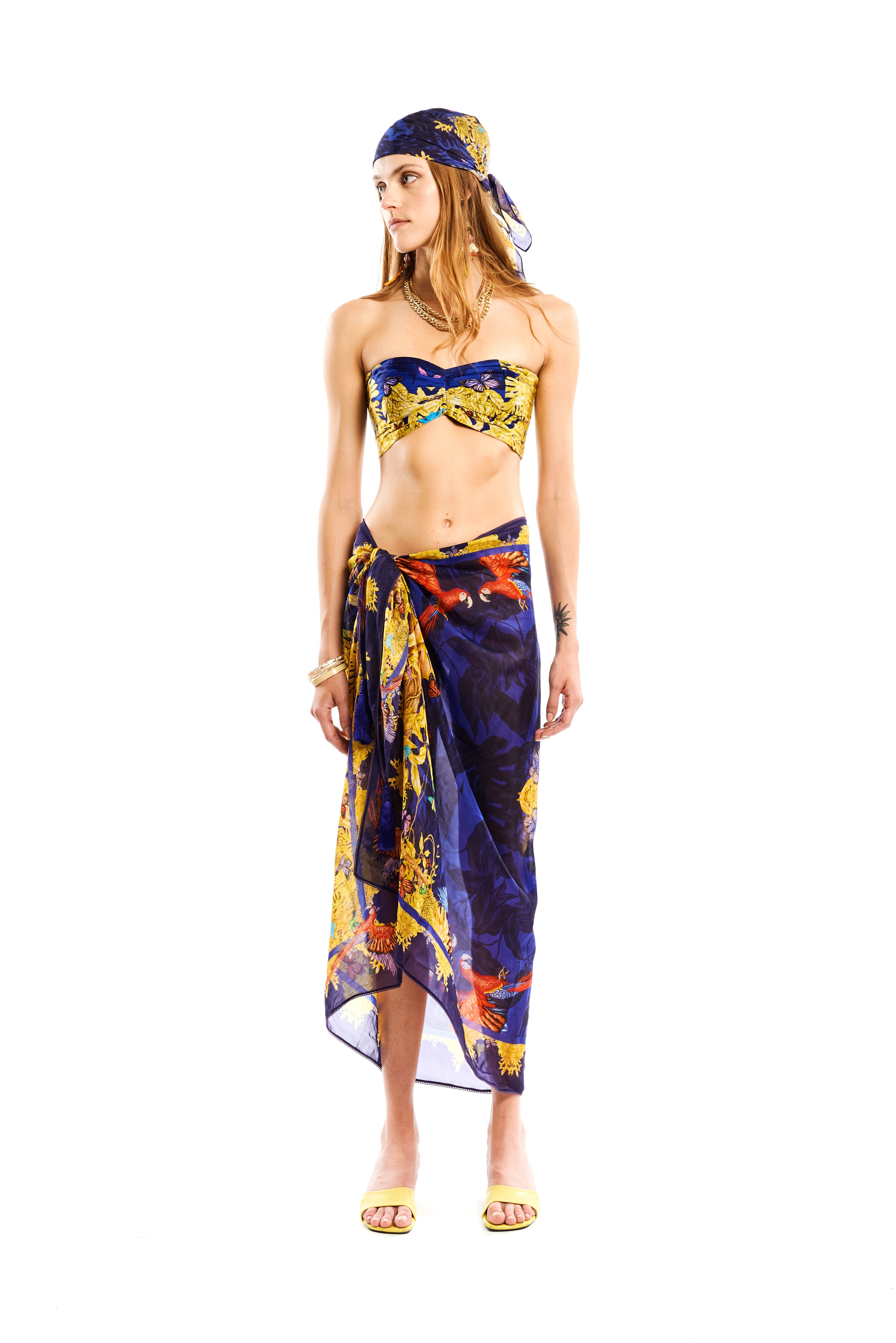 Small Jungle Night scarf in Taby silk