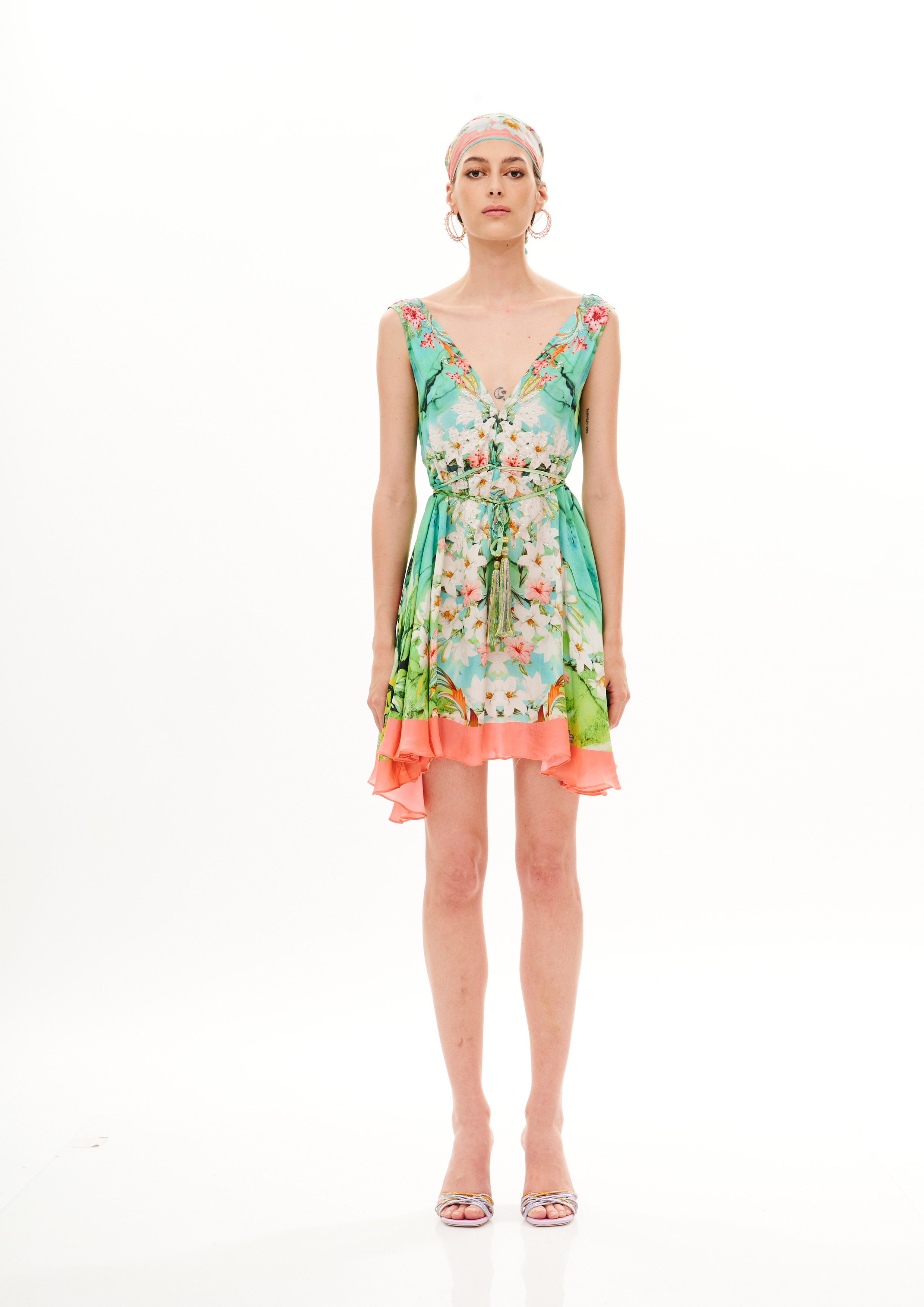 V-Shape Short Dress Tropical Breeze Garden in cherry satin