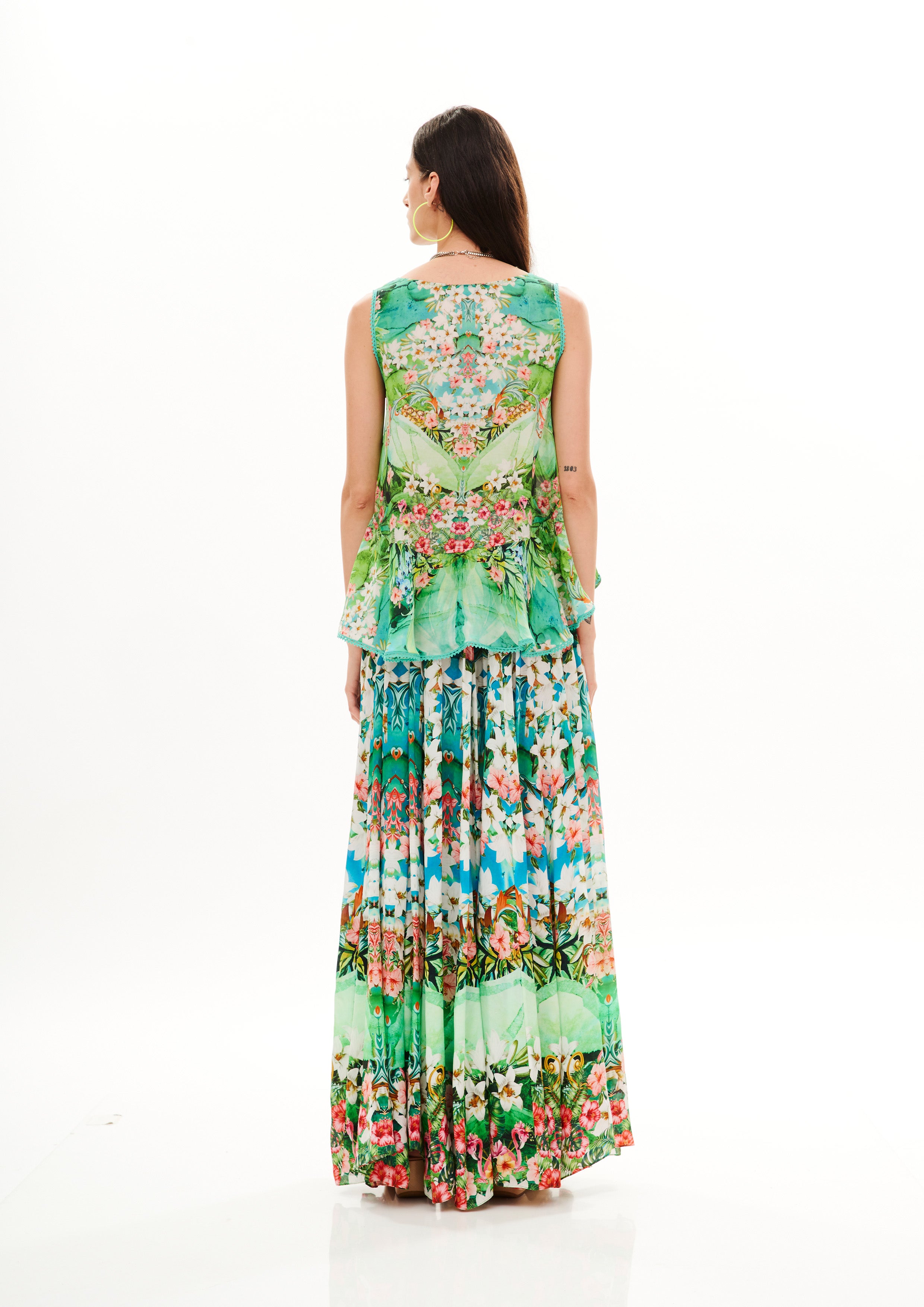 Basquine Tank Top Tropical Breeze Garden in natural crepe