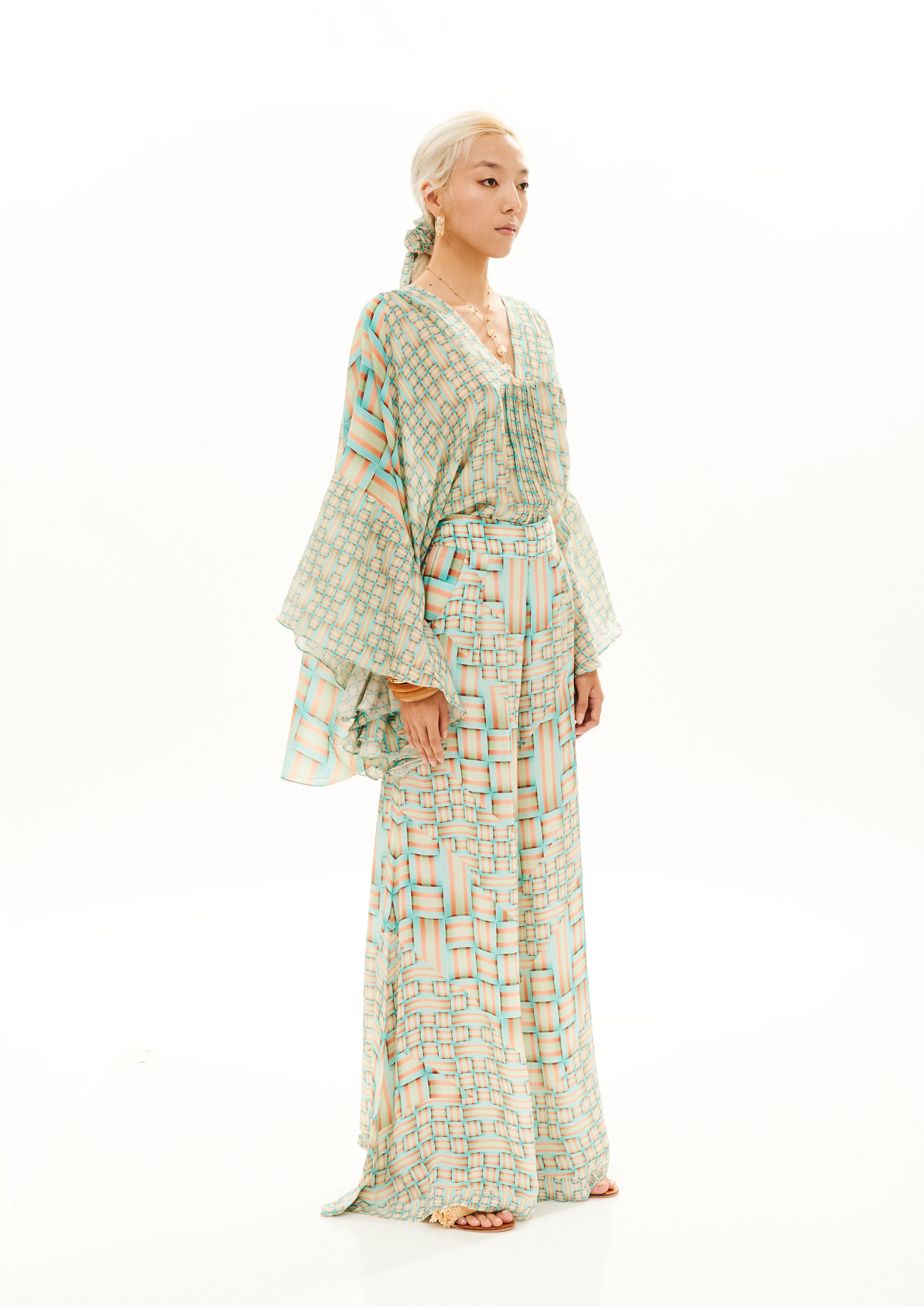 Side Belt Pants Monogram Breeze Sunrise in natural crepe