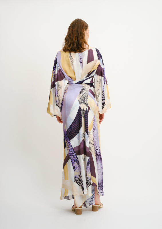 Boat Neck Long-Sleeve Kaftan Sahara Notte in Cherry Satin