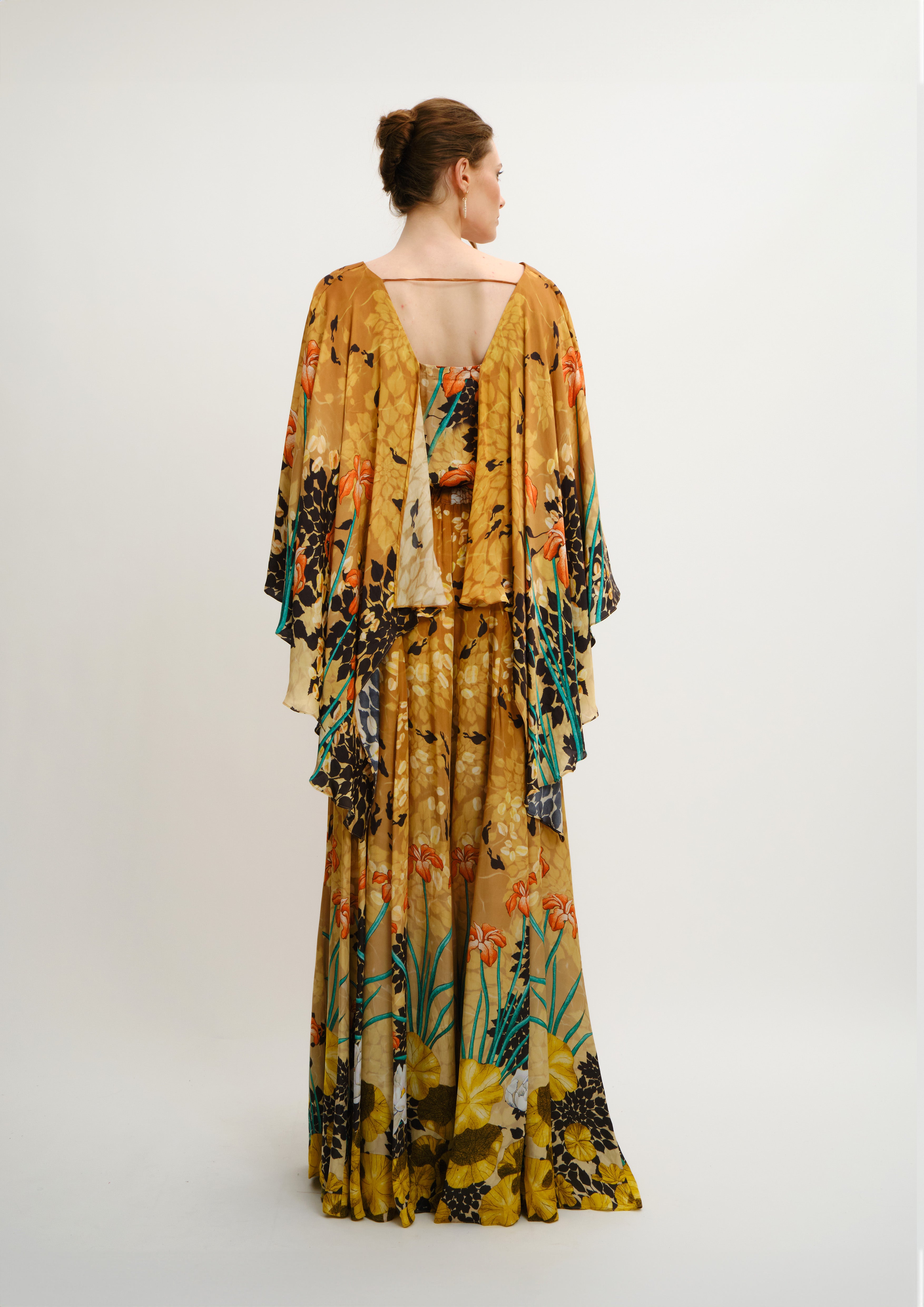 V-NECK TOP DRESS WITH BATWINGS SLEEVES