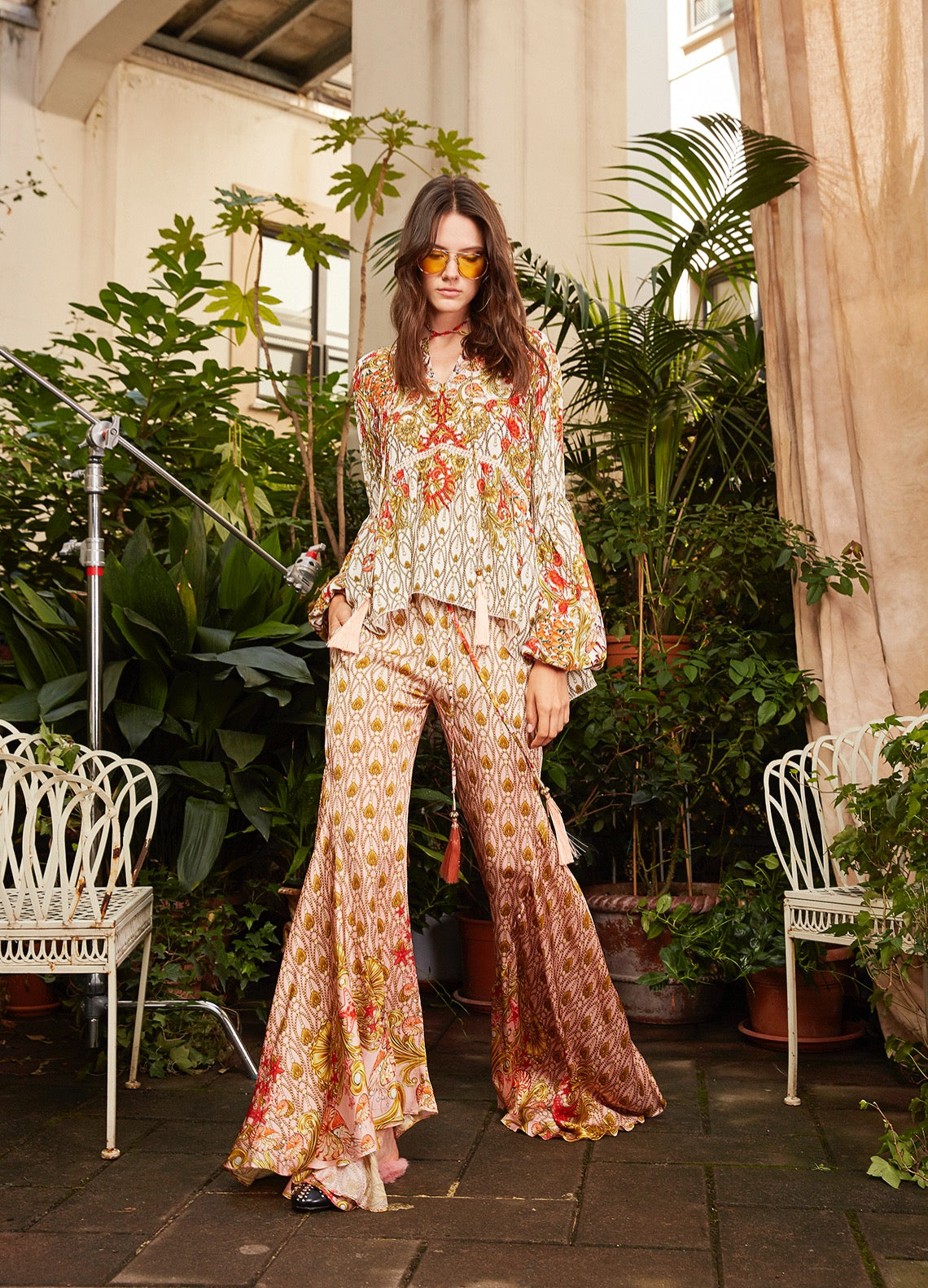 Top with flashlight sleeves in Baroque Sea Temple Pink print