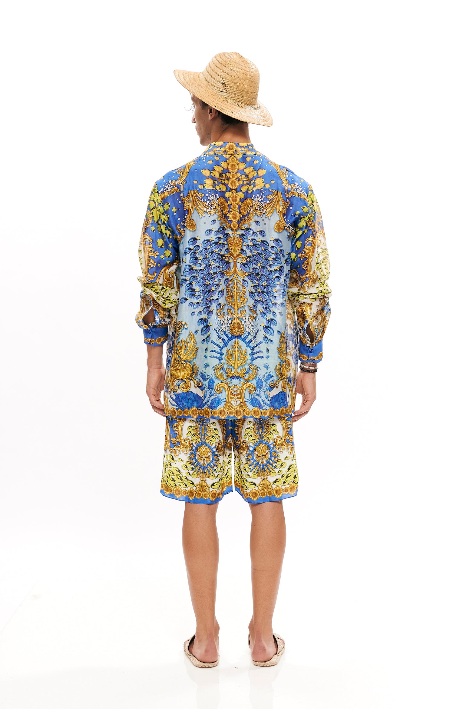 Full sleeve shirt in 70% Viscose and 30% Silk with "Mare Tesor Giorno" print.