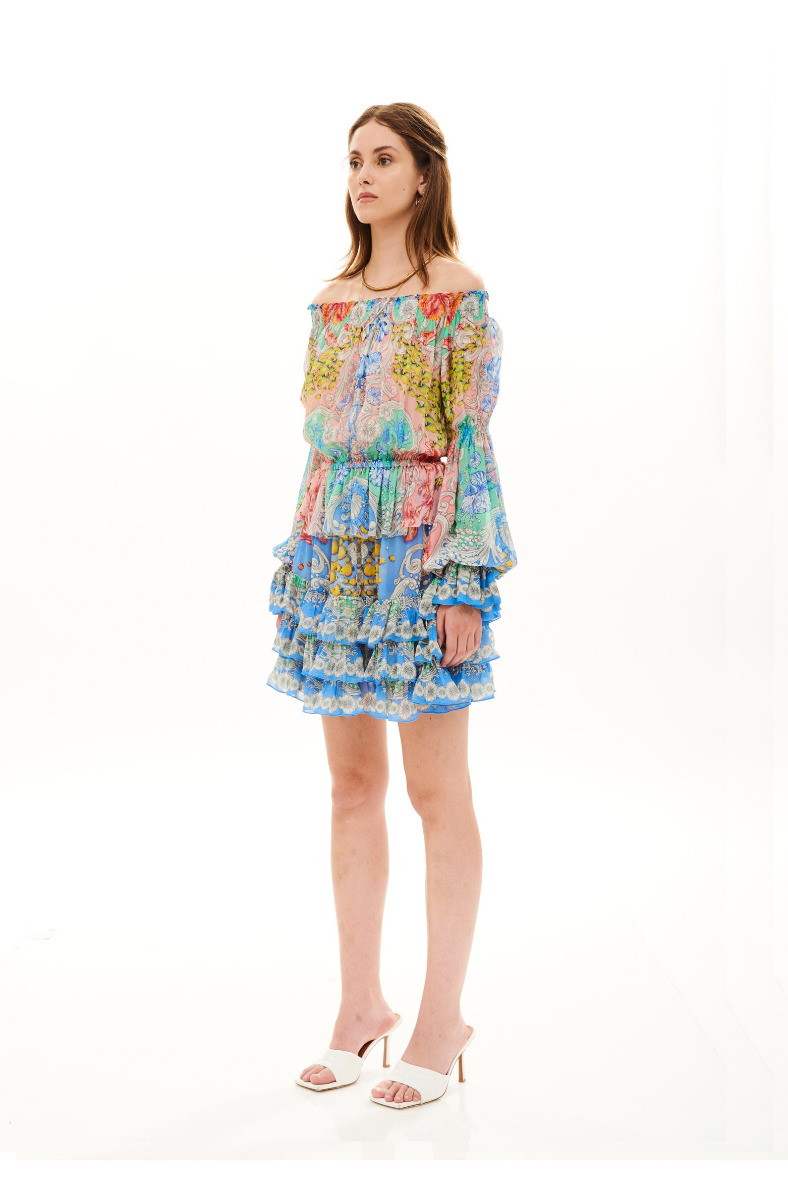 Off-shoulder ruffle short dress in Mare Tesor Giorno print