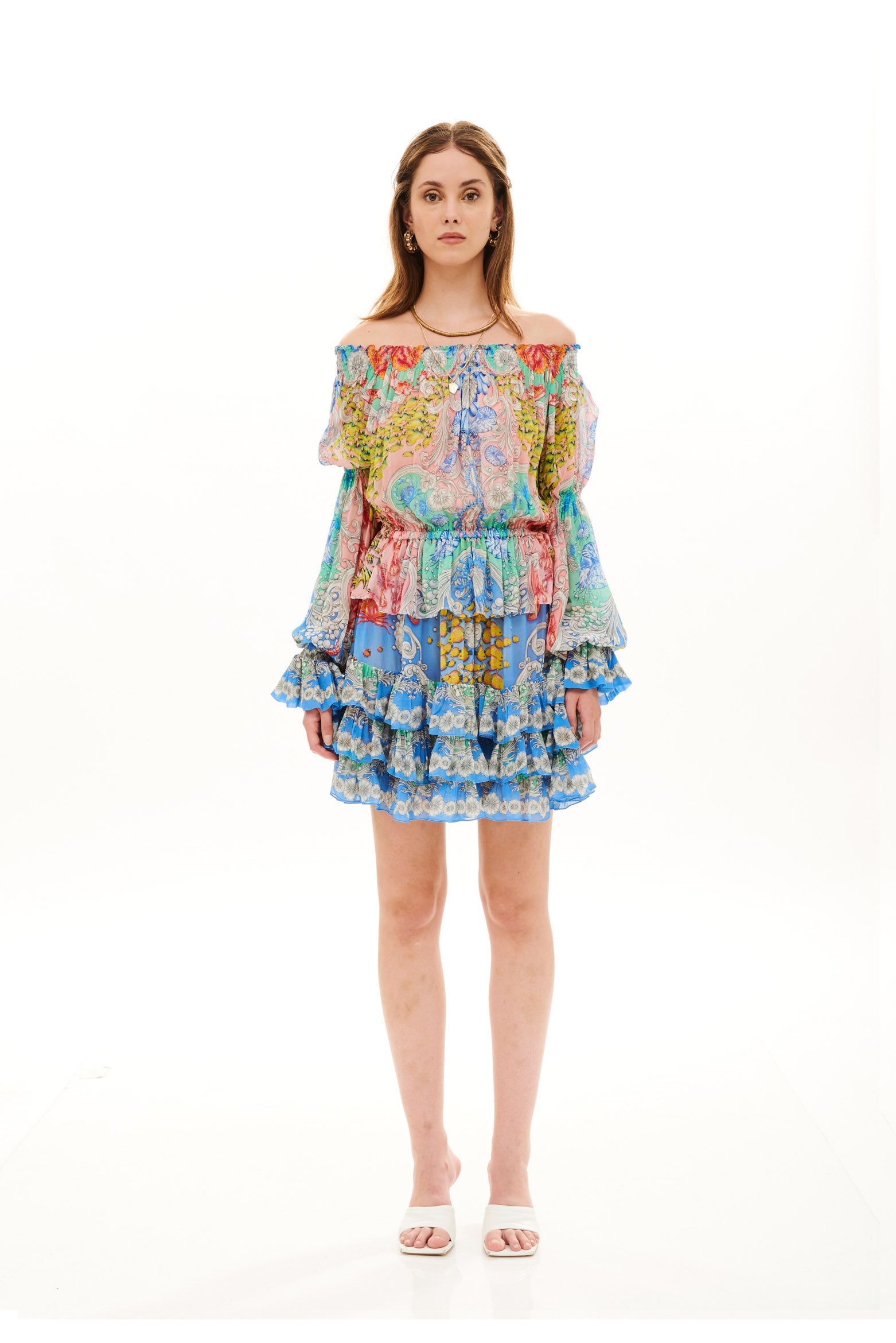 Off-shoulder ruffle short dress in Mare Tesor Giorno print