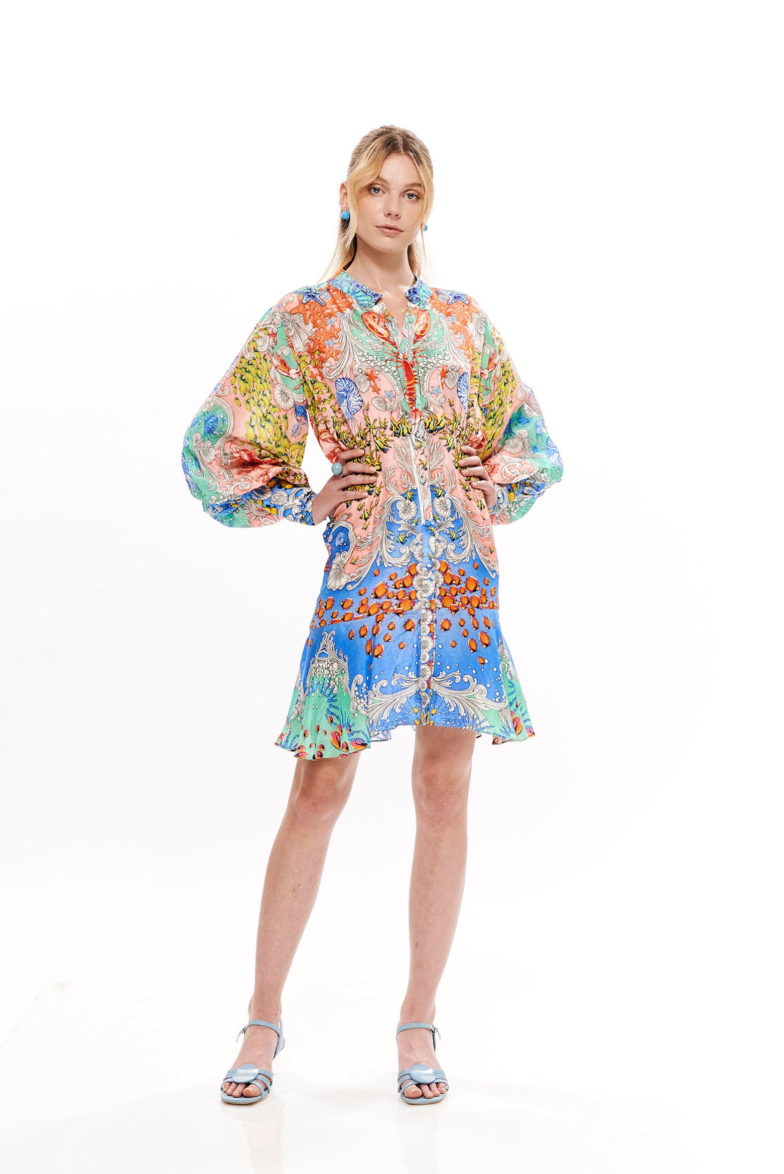 Rich puff chemisier mini dress in 15% Linen and 85% Viscose with "Mare Tesor Alba" print.