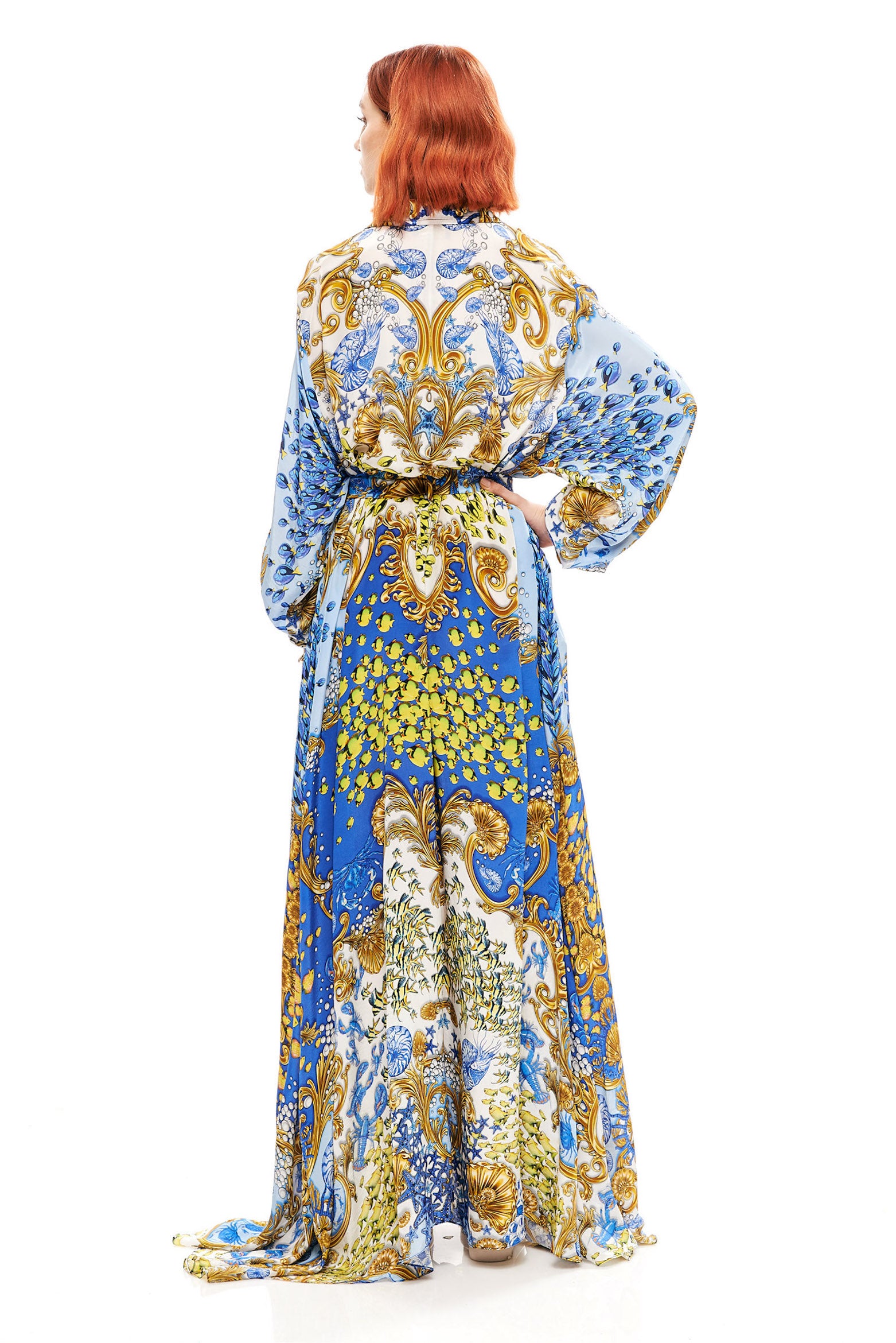 Button-up volume chemisier in 40% Silk and 60% Viscose with "Mare Tesor Giorno" print.