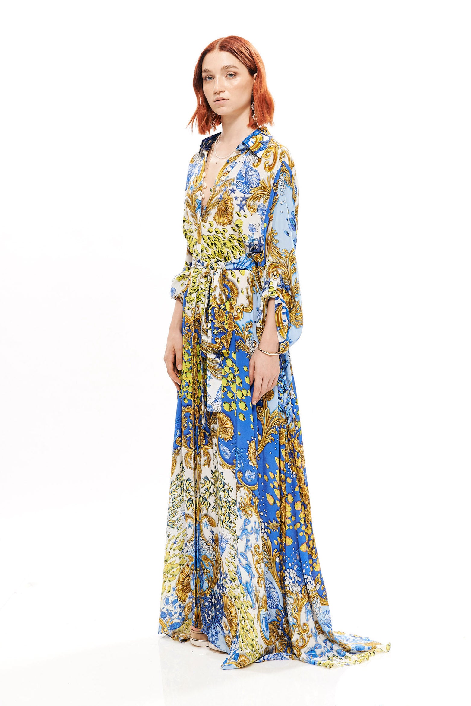 Button-up volume chemisier in 40% Silk and 60% Viscose with "Mare Tesor Giorno" print.