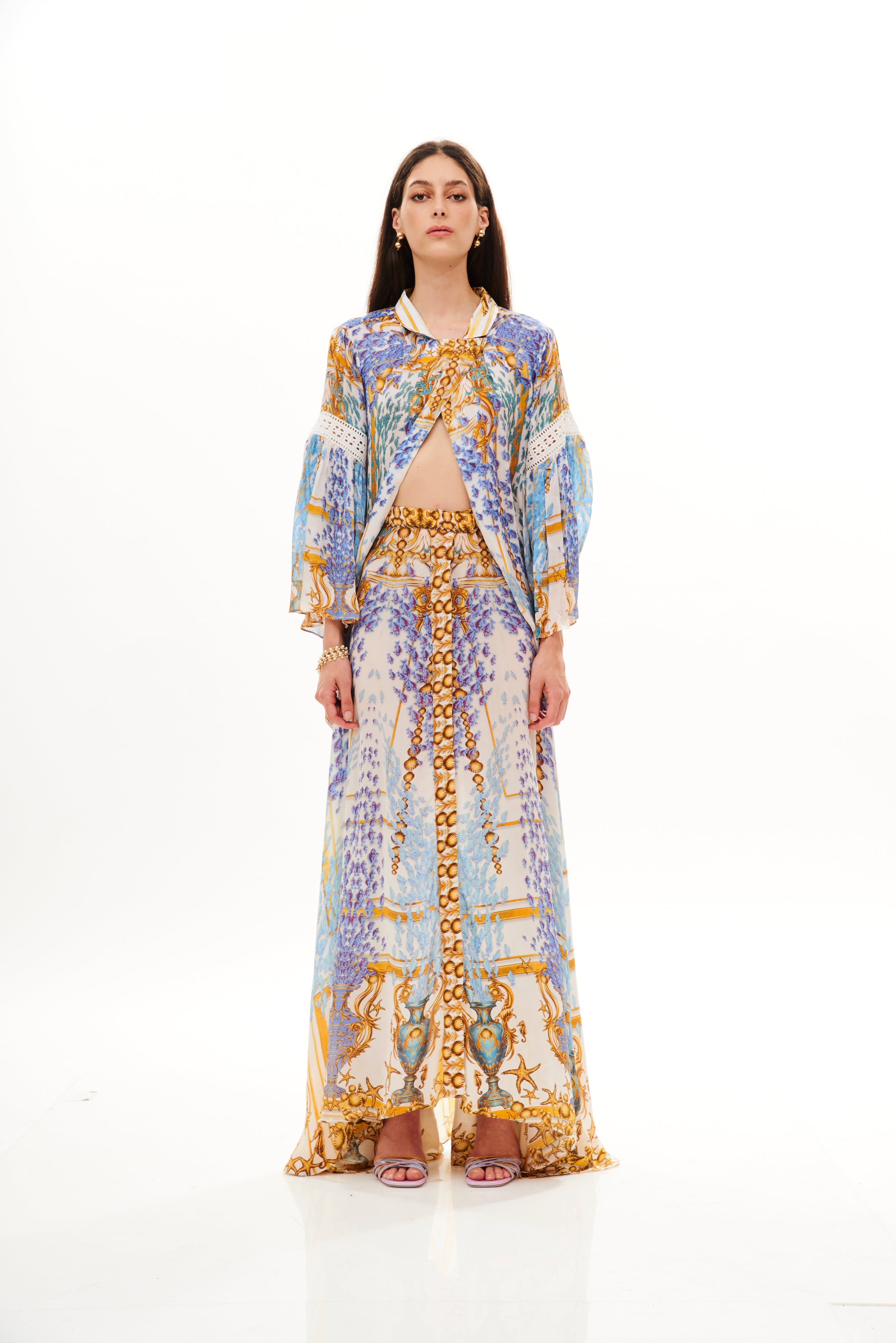 Collar Shirt Lace Details Arms Poseidon Dream Day in natural crepe