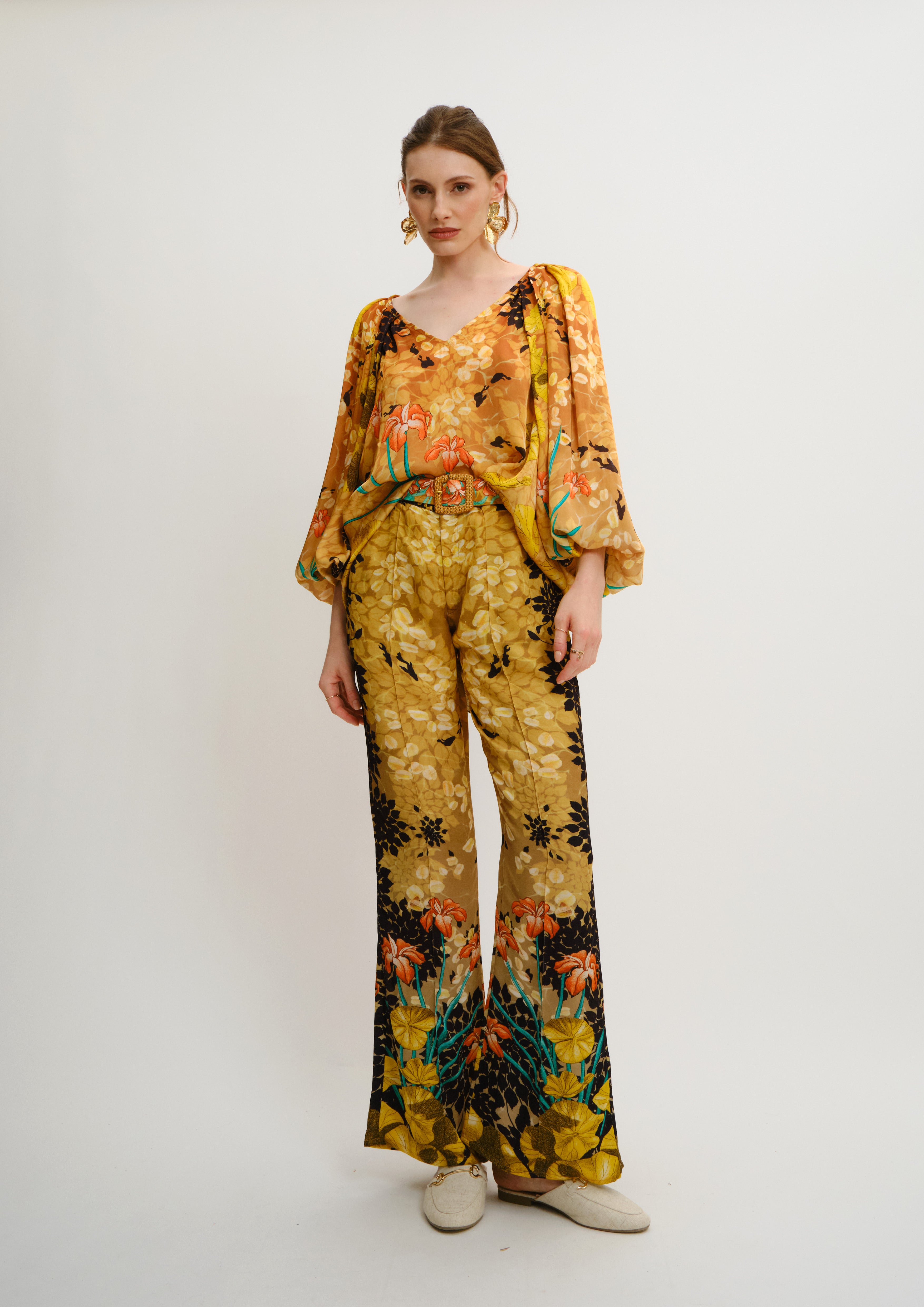 Straight-Fit Summer Trousers Jardin De Lune in Linen Satin
