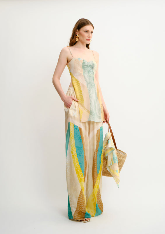 Wide-Fit Summer Trousers Sahara Giorno in Cherry Satin