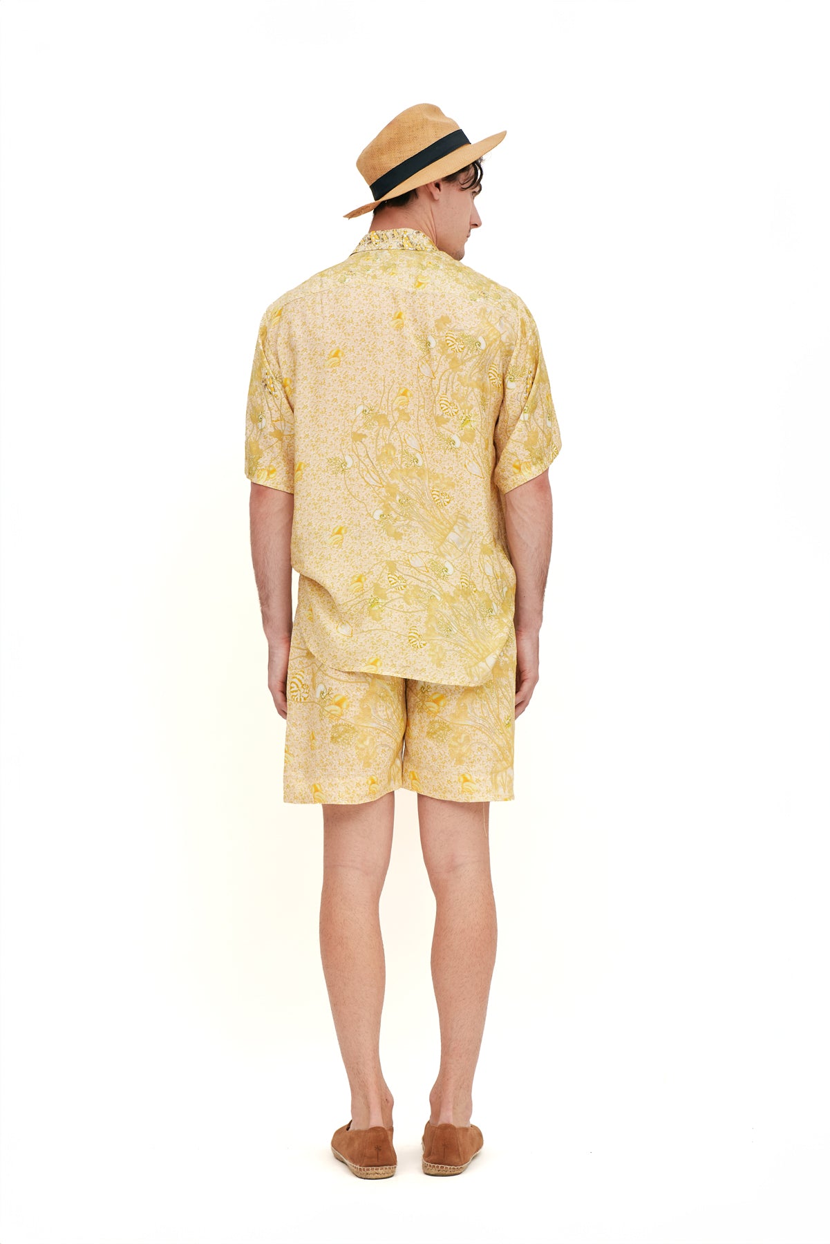 BEACH SHORTS