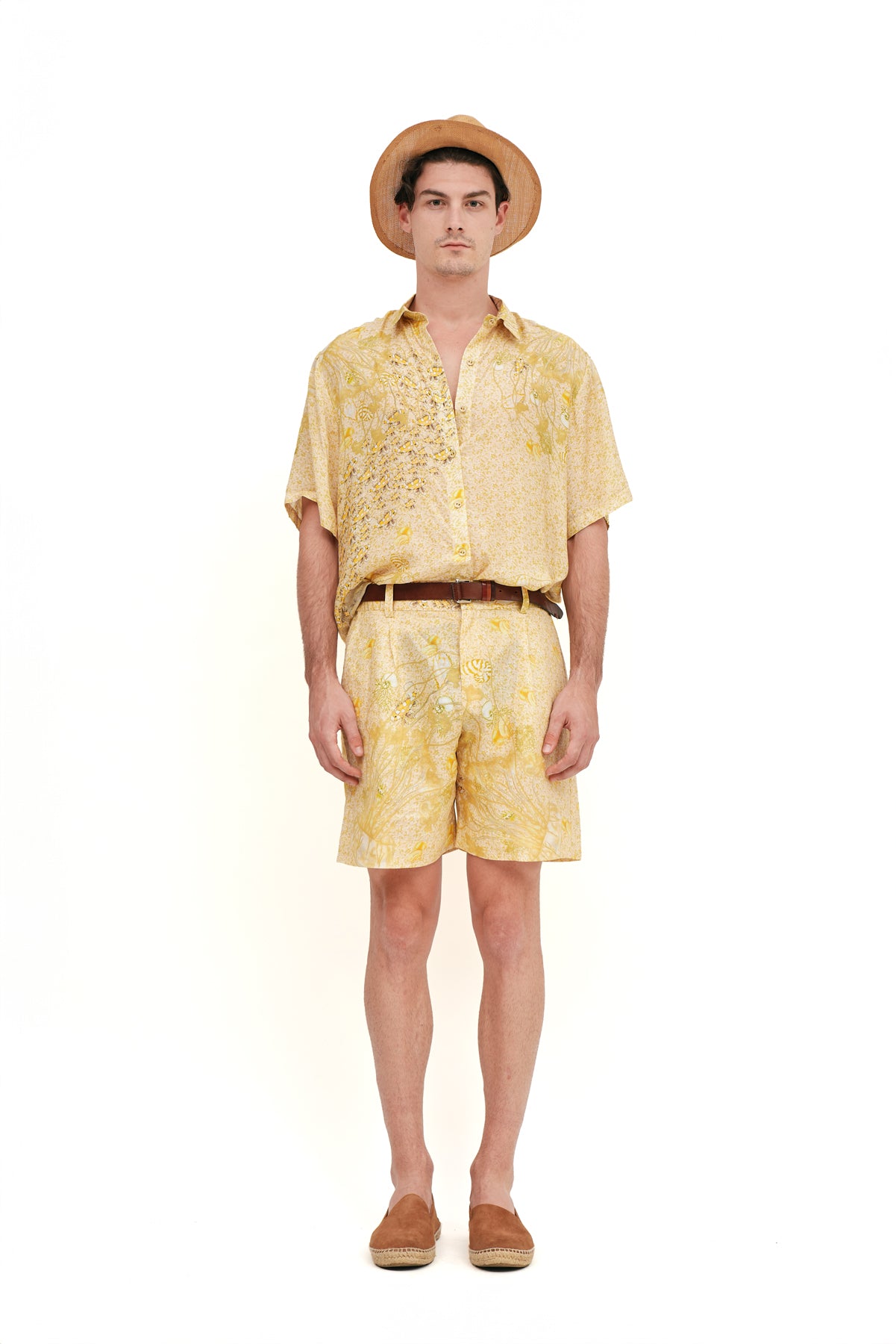 BEACH SHORTS