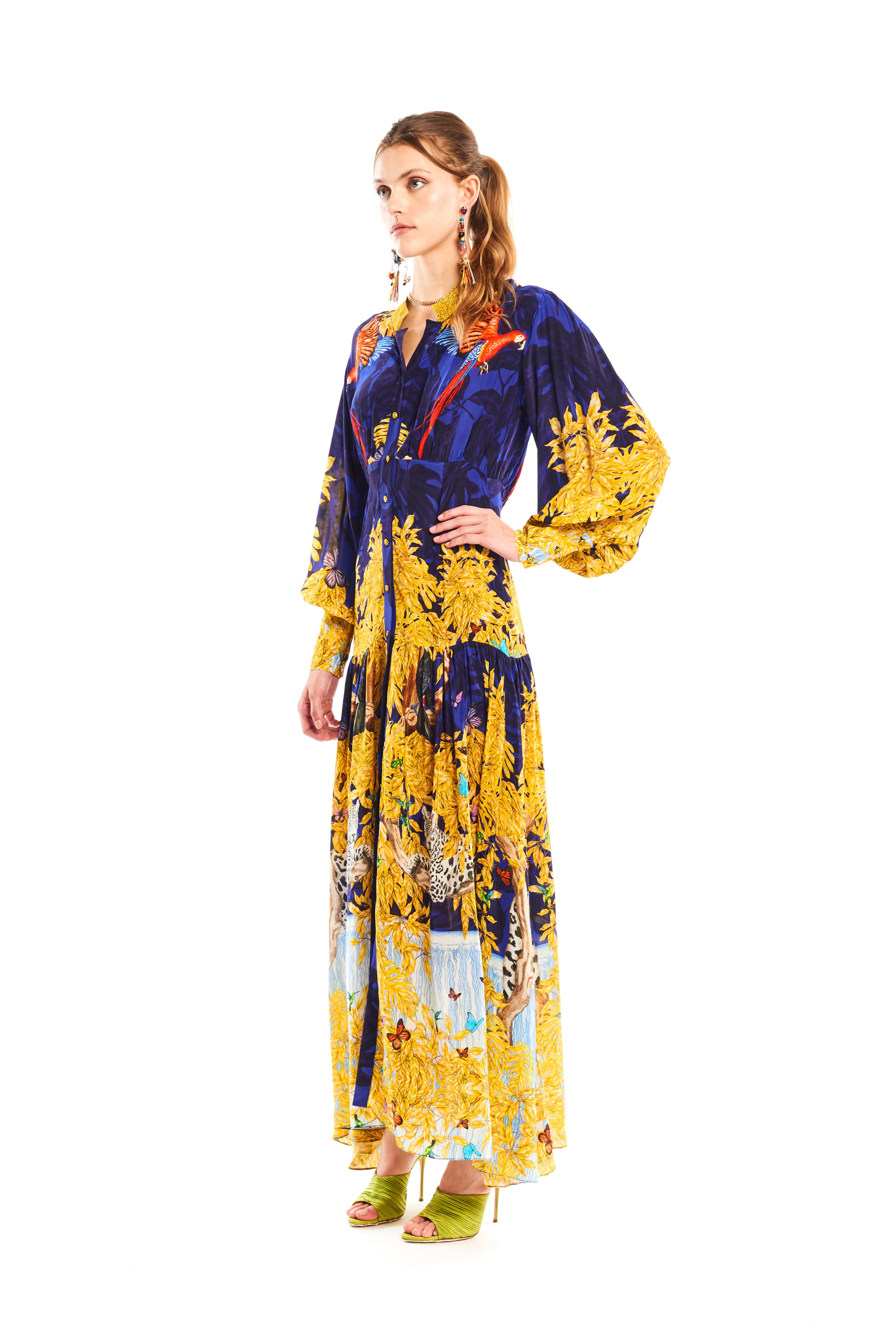 Rich puffy chemisier in Jungle Night print, natural crepe