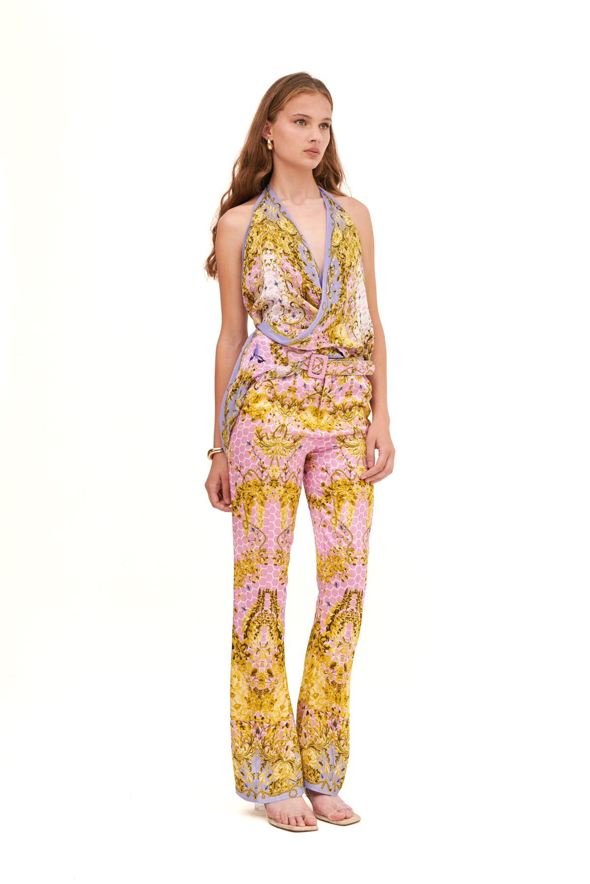 Flared trousers with a relaxed fit and flattering flare for a chic look.