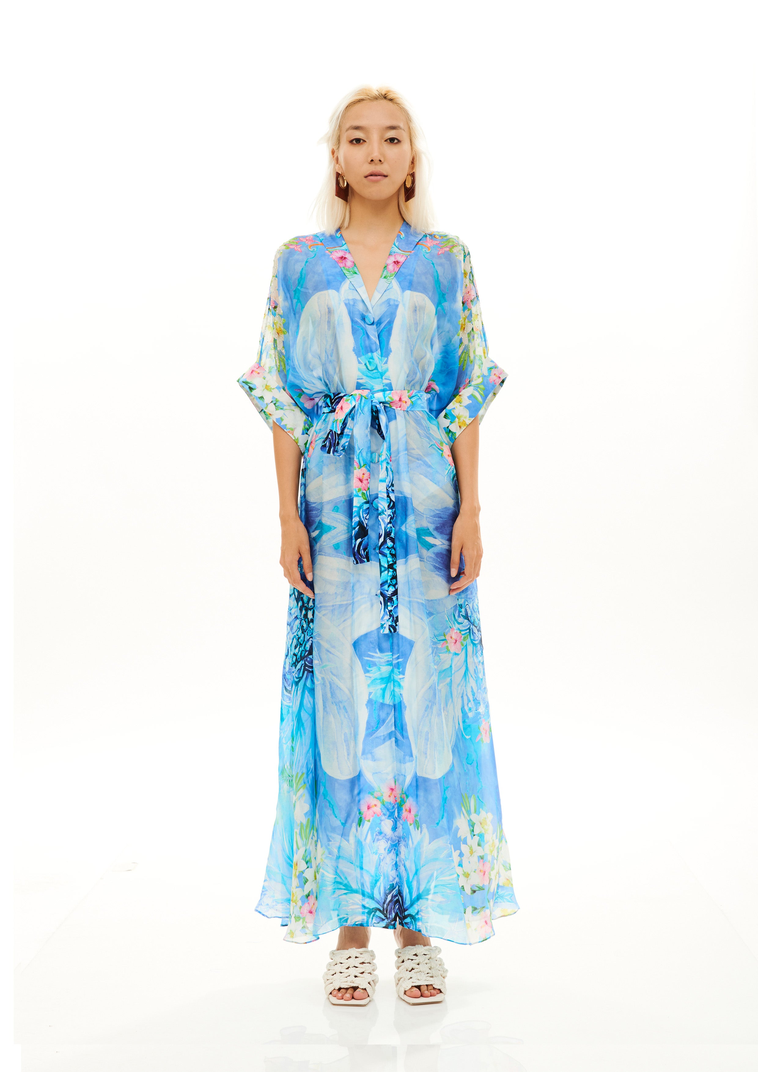 Shorter kimono cover-up in Linen Satin with "Monogram Tropical Sunrise" print.