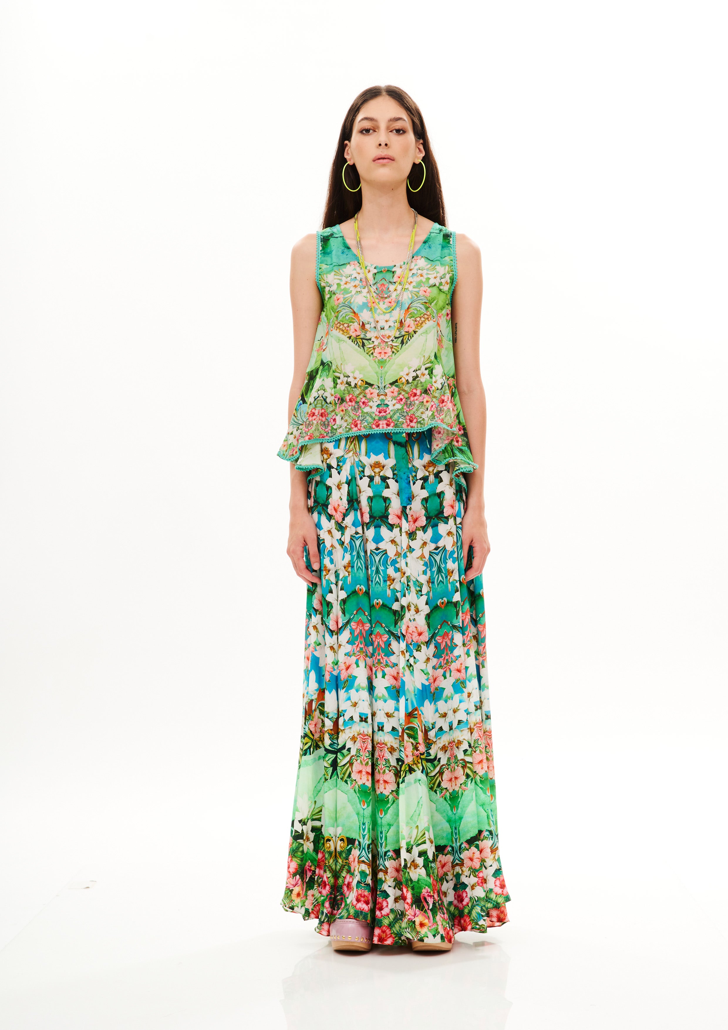 Basquine Tank Top Tropical Breeze Garden in natural crepe