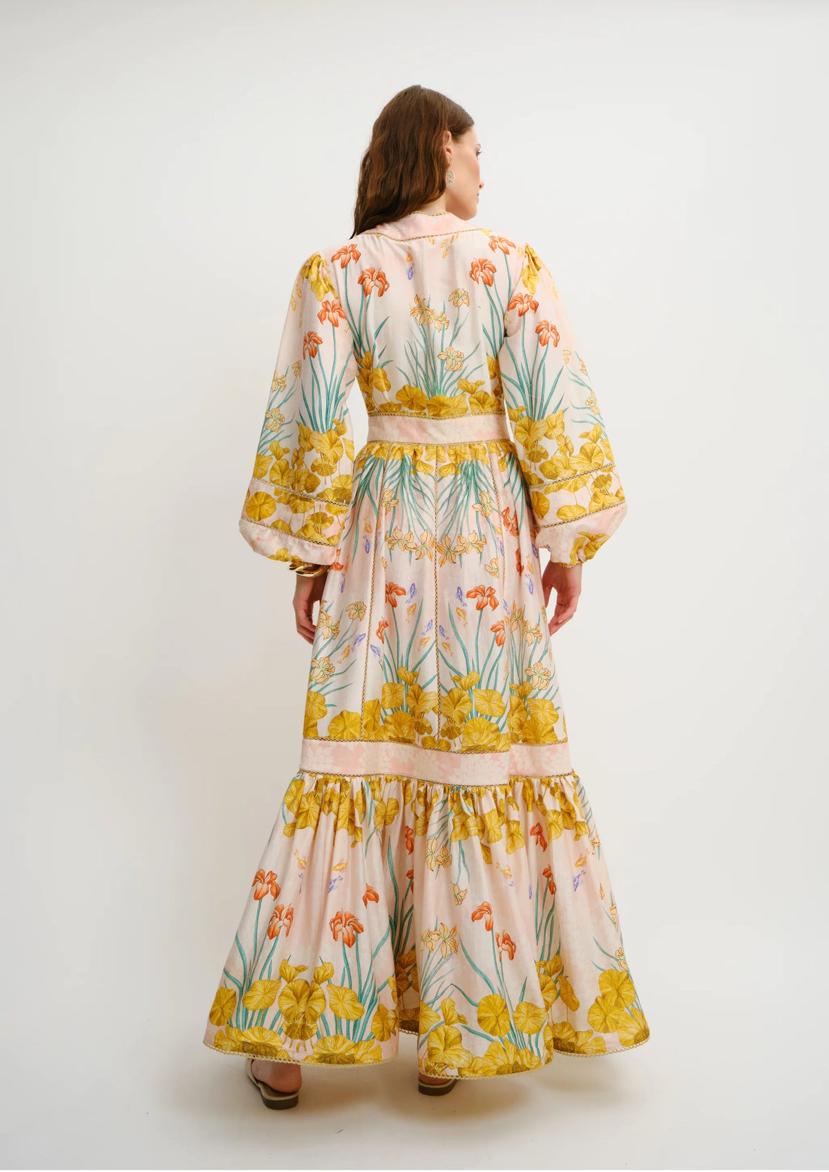 Back view of the Poesia Maxi Chemisier in Jardin au Soleil by Koré Collections.