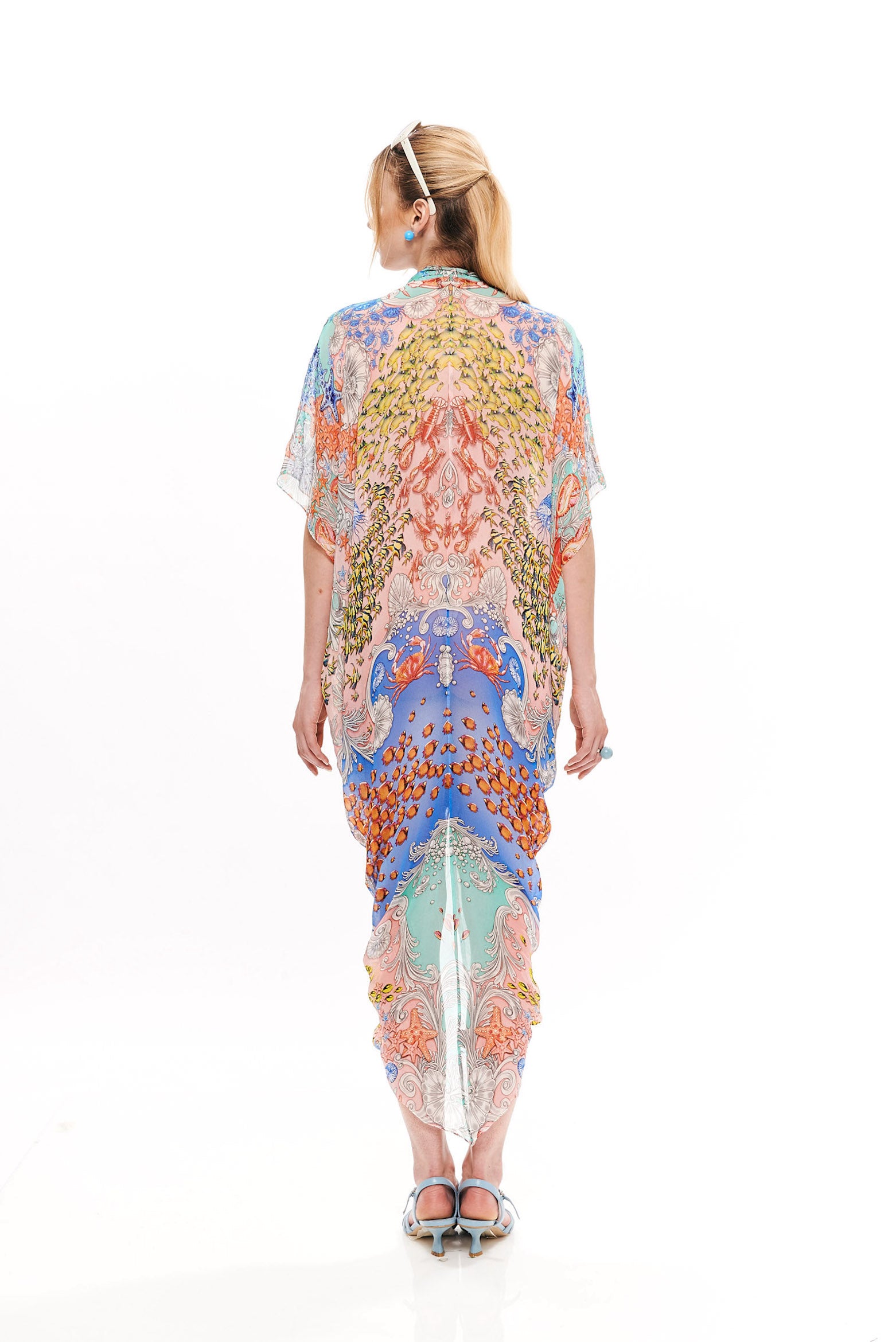 Front drawstring short kaftan in 100% Viscose with "Mare Tesor Alba" print.