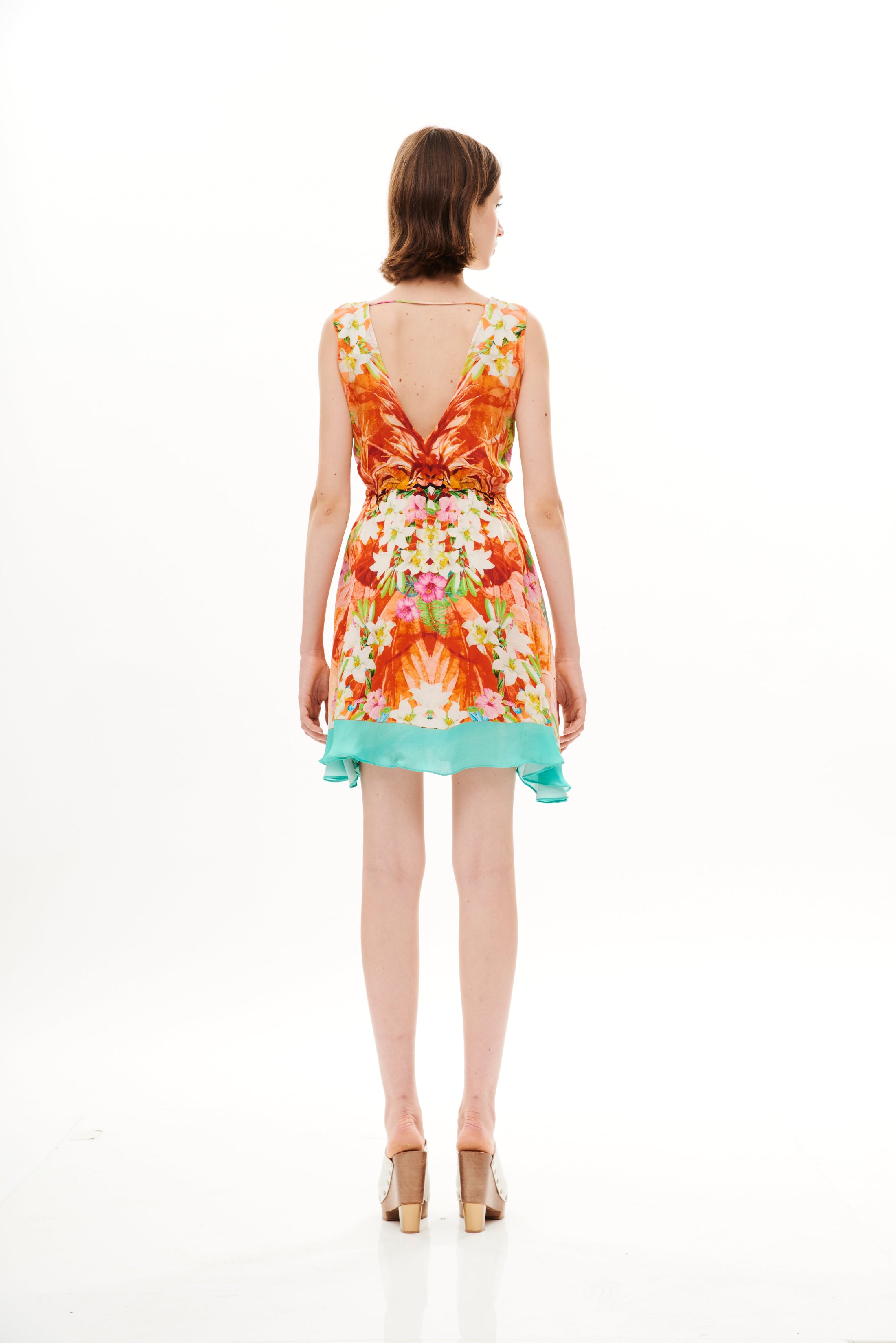 V-Shape Short Dress with Neck Details Tropical Breeze Sunrise in cherry satin